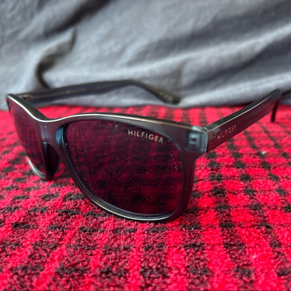 Tommy Hilfiger Blue Wayfarer Sunglasses